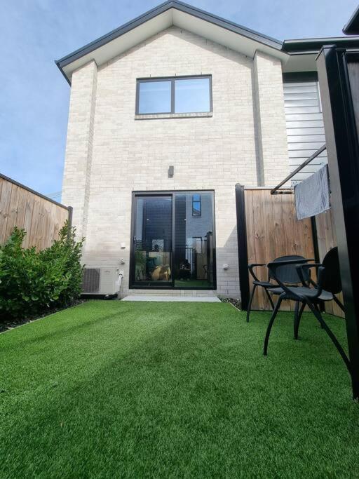Villa Addington Townhouse 7 Mins Walk To Arena Christchurch Exterior foto