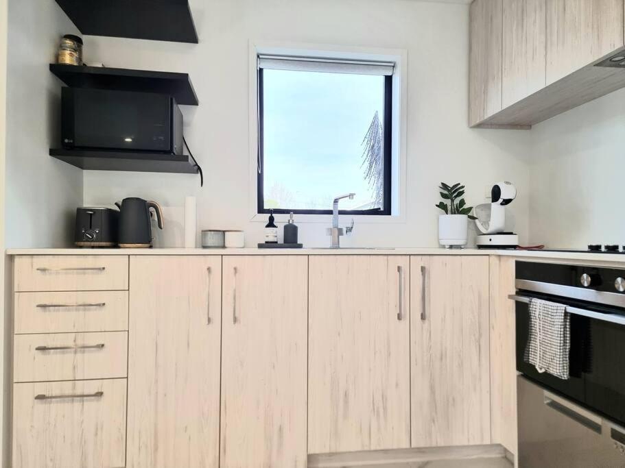 Villa Addington Townhouse 7 Mins Walk To Arena Christchurch Exterior foto