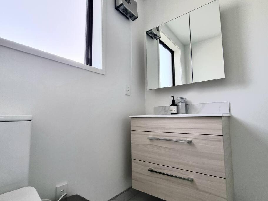 Villa Addington Townhouse 7 Mins Walk To Arena Christchurch Exterior foto